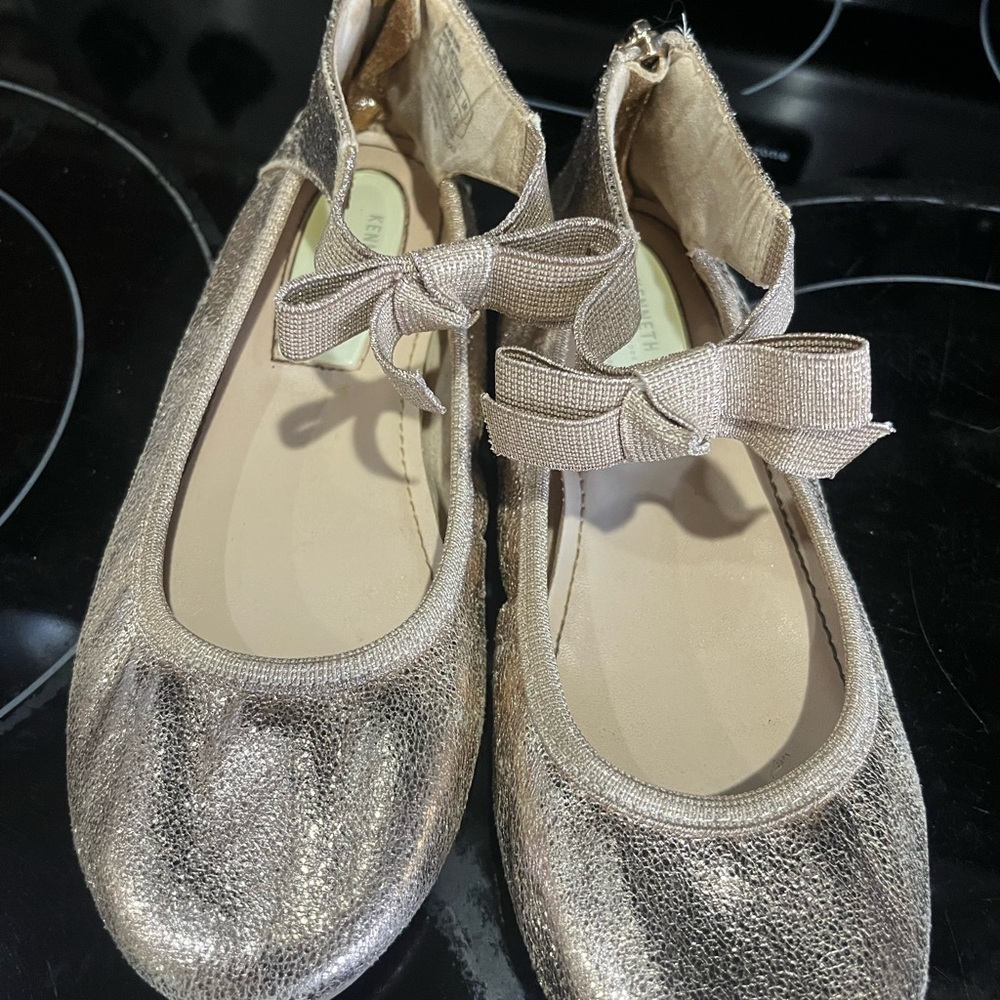 Kenneth Cole Reaction Gold Dress Shoes with Strap